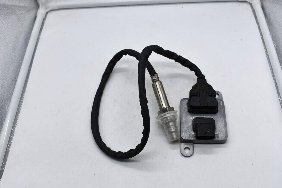 ya 9 10.24 NOX Sensor Nitrogen Oxide for Mercedes-Benz A0009052809