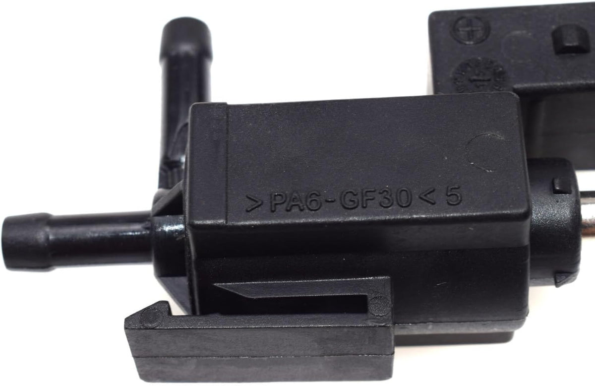 ya 4 8.14 Turbo Control Solenoid Valve for Volvo XC90 XC70 V70 S60 C70 30670448