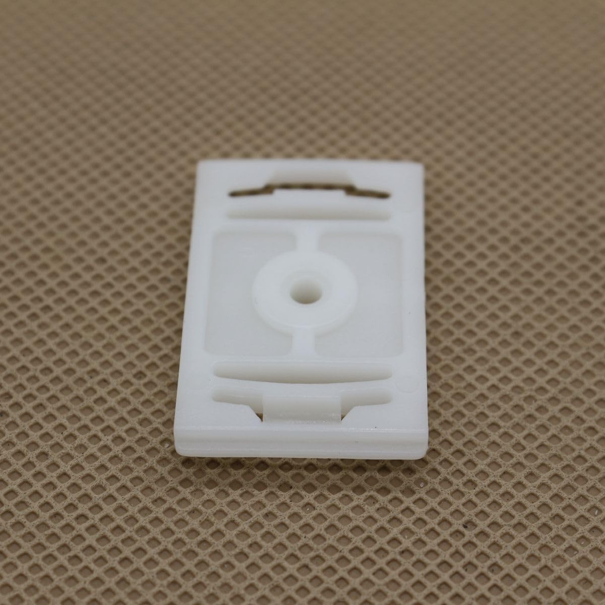 ya 9 10.24 New 25 pieces front and rear door molding clips 4A0853825A for VW for Audi -