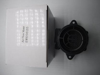 ya 2 8.15 Mass air Flow Sensor 5WK9625 0K32A13210 Suitable for 2001-2005 for Kia Rio 1.6L