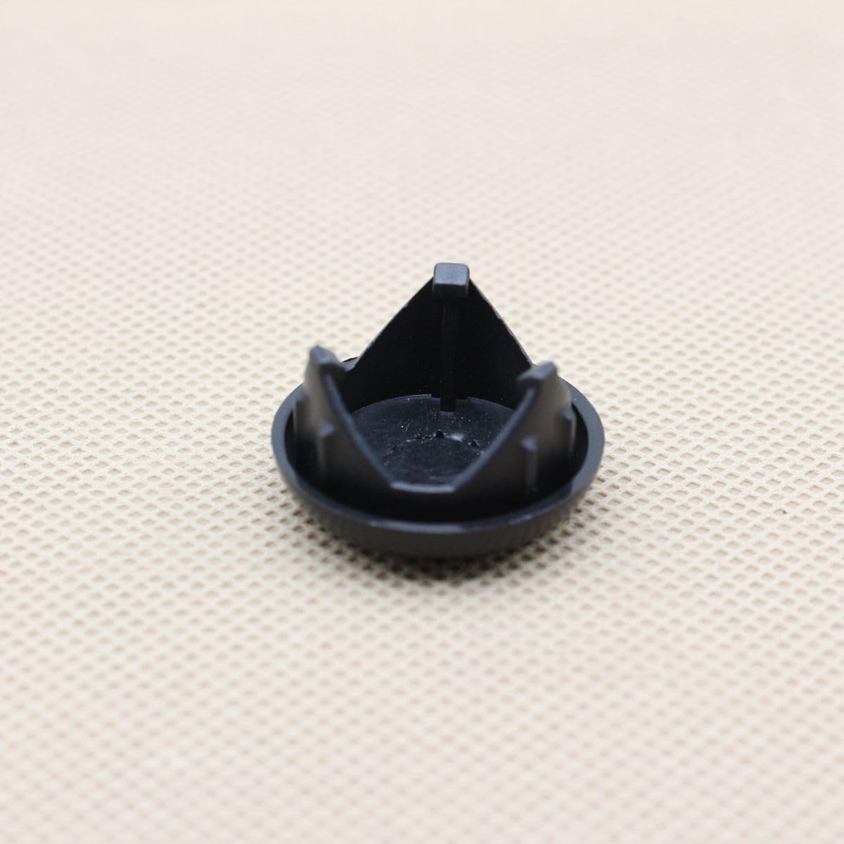 ya 2 8.15 1pcs Rear Lid Arm Cover for 1999-2004 for Jeep Grand Cherokee 55077097AC
