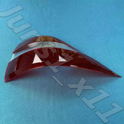 ya 4 8.14 Mercedes W166 ML 2012-2015 Right Outer Tail Light Lens Replacement Housing 
