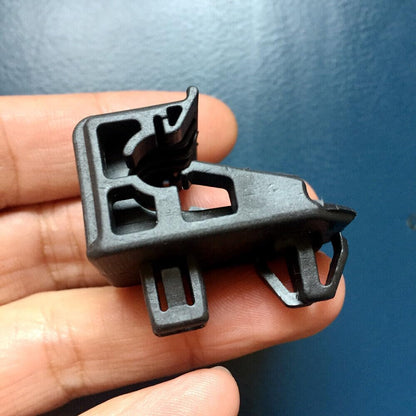 ya 4 8.10 2 Headlamp Assembly Mount Bracket Clip Holder 53271-0B010 for Toyota for Lexus