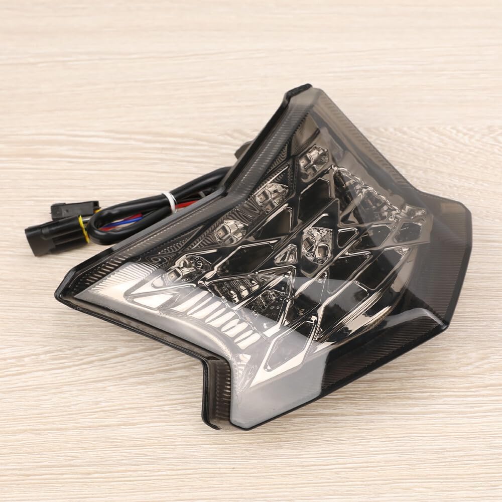 ya 4 8.14 LED Integrated Brake Tail Light Turn Signal for Kawasaki Ninja EX650 Z650 Z900SE