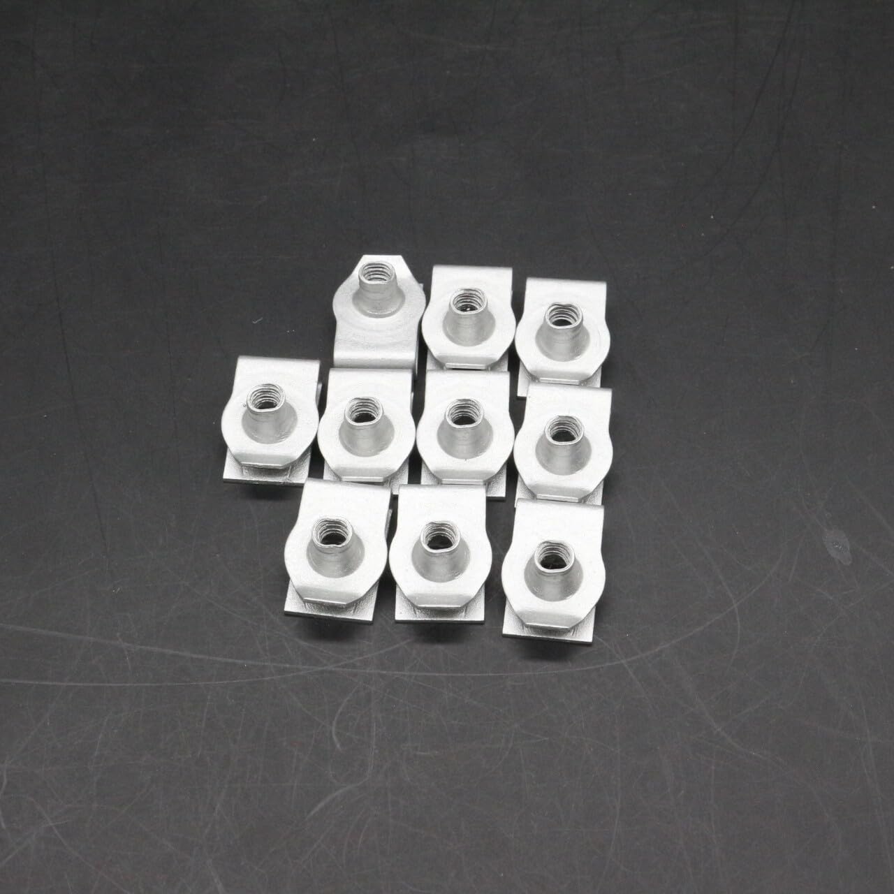 ya 5 8.10 10Pcs Silver Front & Rear Bumper Extruded U Nut Retainer Clip 11513599 for GM