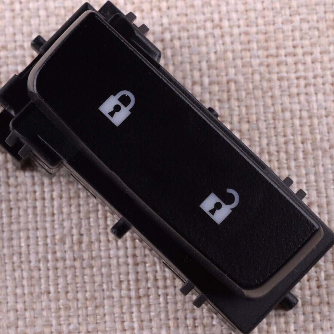 ya 6 8.14 Car Front Right Door Lock Switch Button Suitable for Chevrolet Silverado for GMC @