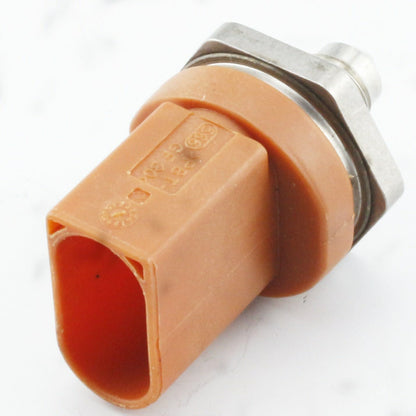 ya 5 8.10 06J906051D for Audi A3 A4 A5 for SEAT for VW for Jetta Fuel Pressure Sensor