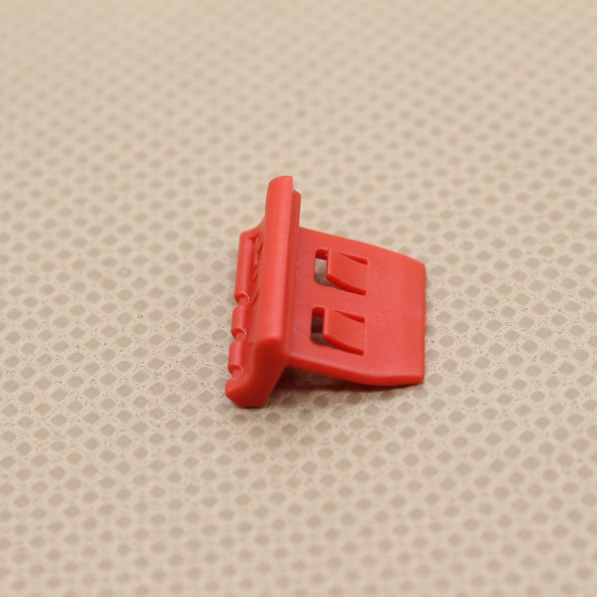 ya 9 10.24 New 15 Pieces Red Nylon Panel Mounting Clips for VW and for Audi 8V5-837-732-B-