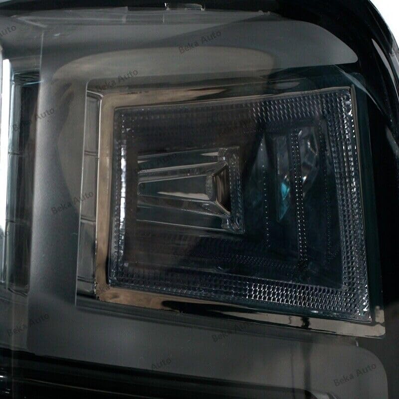 ya 2 8.15 Suitable for Mitsubishi L200 Triton 2019-2020 LH rear taillight brake light smoked color