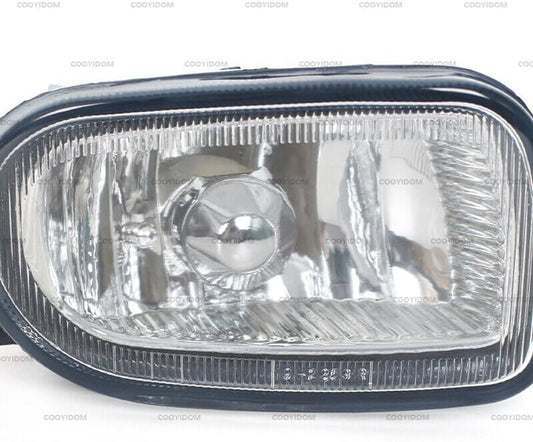 ya 2 8.15 Suitable for Nissan Almera Sunny 2000-2004 right front bumper fog light