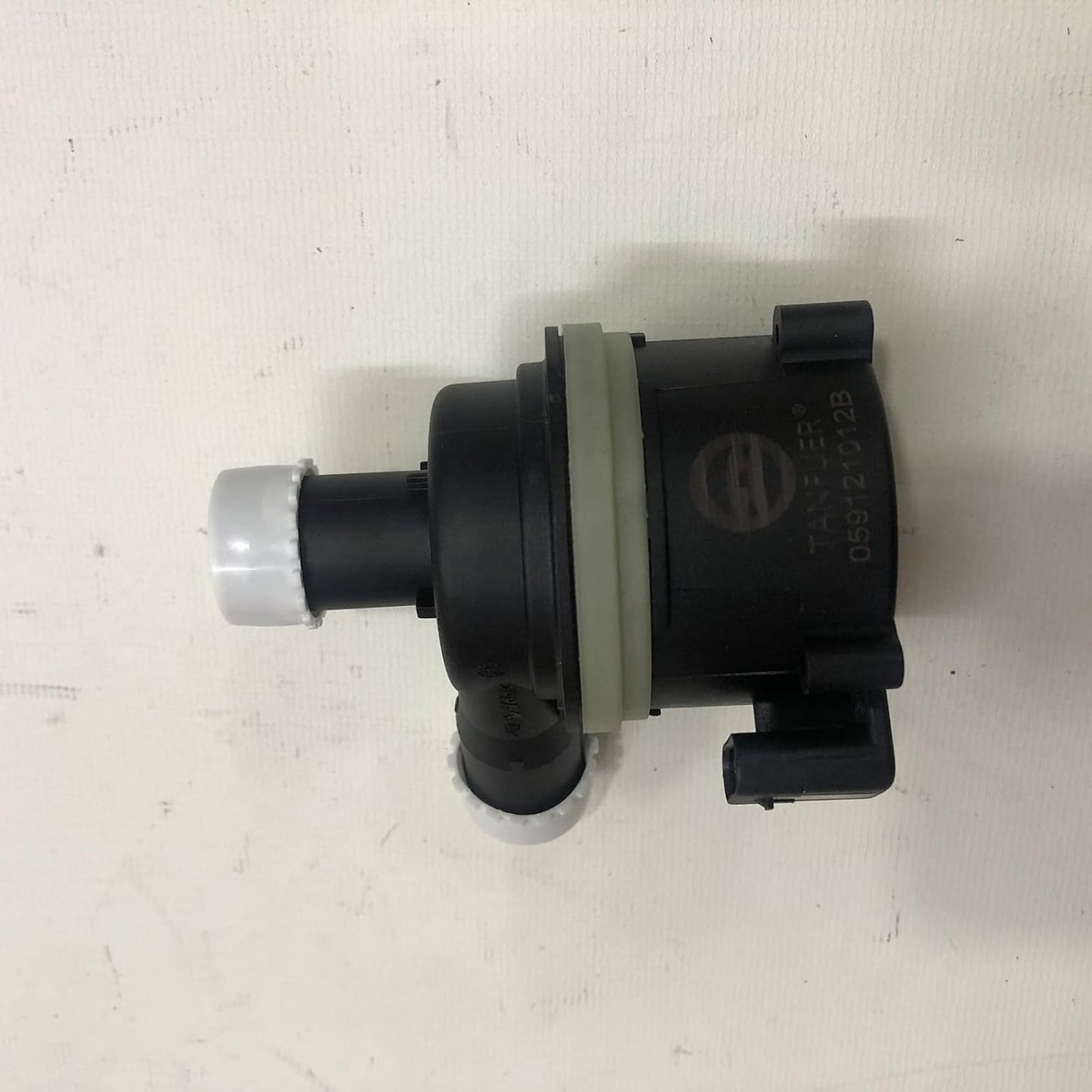 ya 4 8.24 baidi Auxiliary Electric Coolant Water Pump FIT for VW for Audi A4 A5 A6 059121012B 06D121601