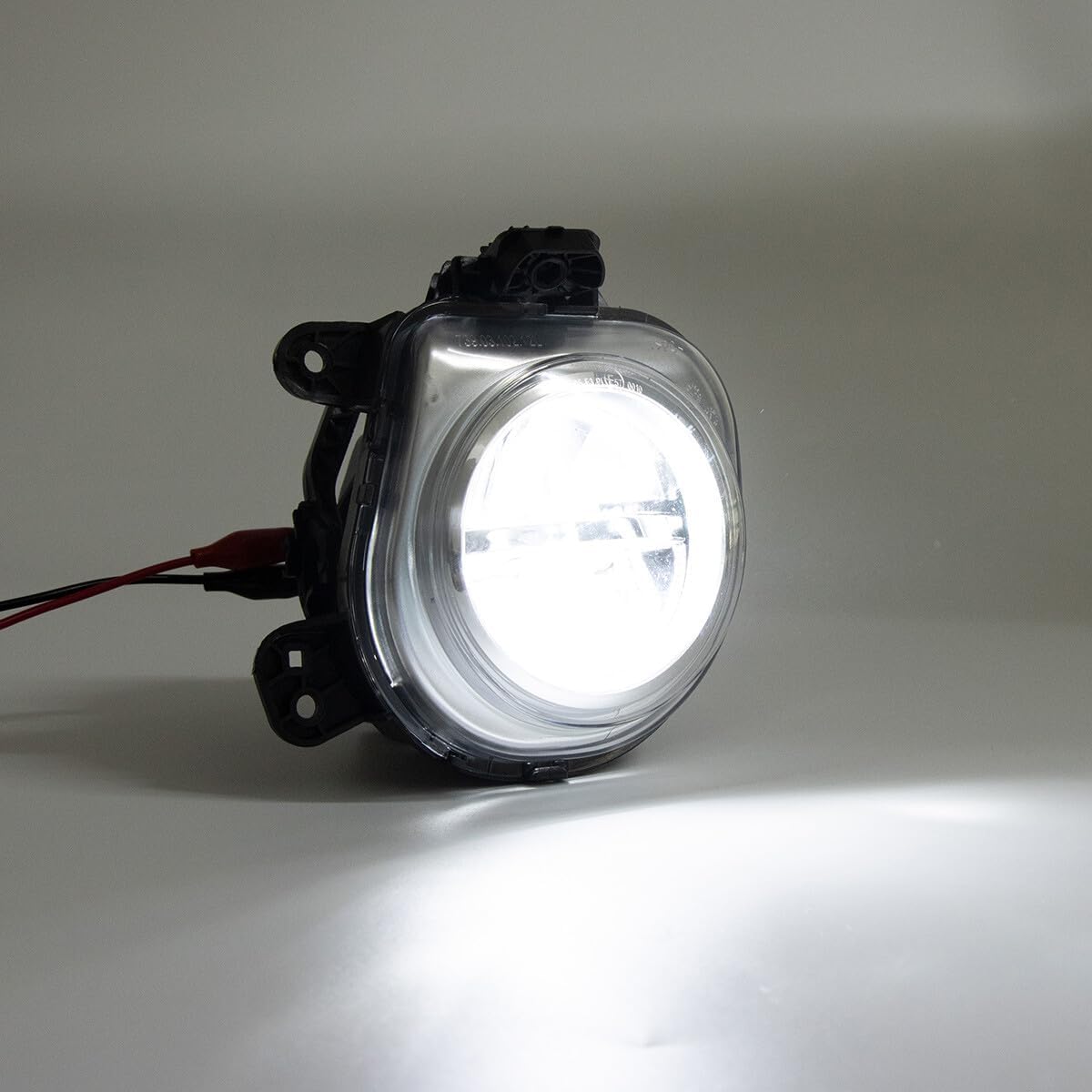 ya 4 8.10 A pair of left and right LED fog lights for BMW X3 F25 X4 F26 X5 F15 F85 X6 F16