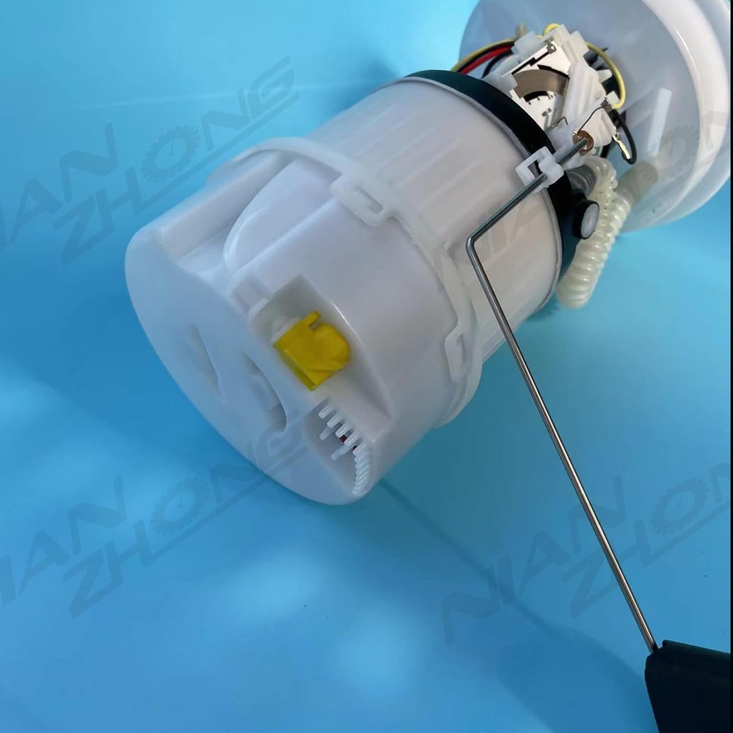 ya 8 8.24 baidi Fuel Pump Assembly for Volvo C30 2011