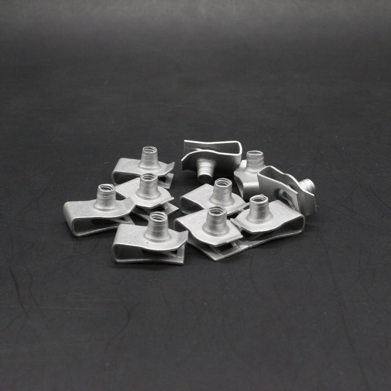 ya 5 8.10 10Pcs Silver Front & Rear Bumper Extruded U Nut Retainer Clip 11513599 for GM