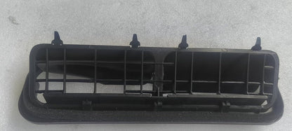 ya 4 8.10 Drafter-Air for Nissan 76805-2DR0A 768052DR0A