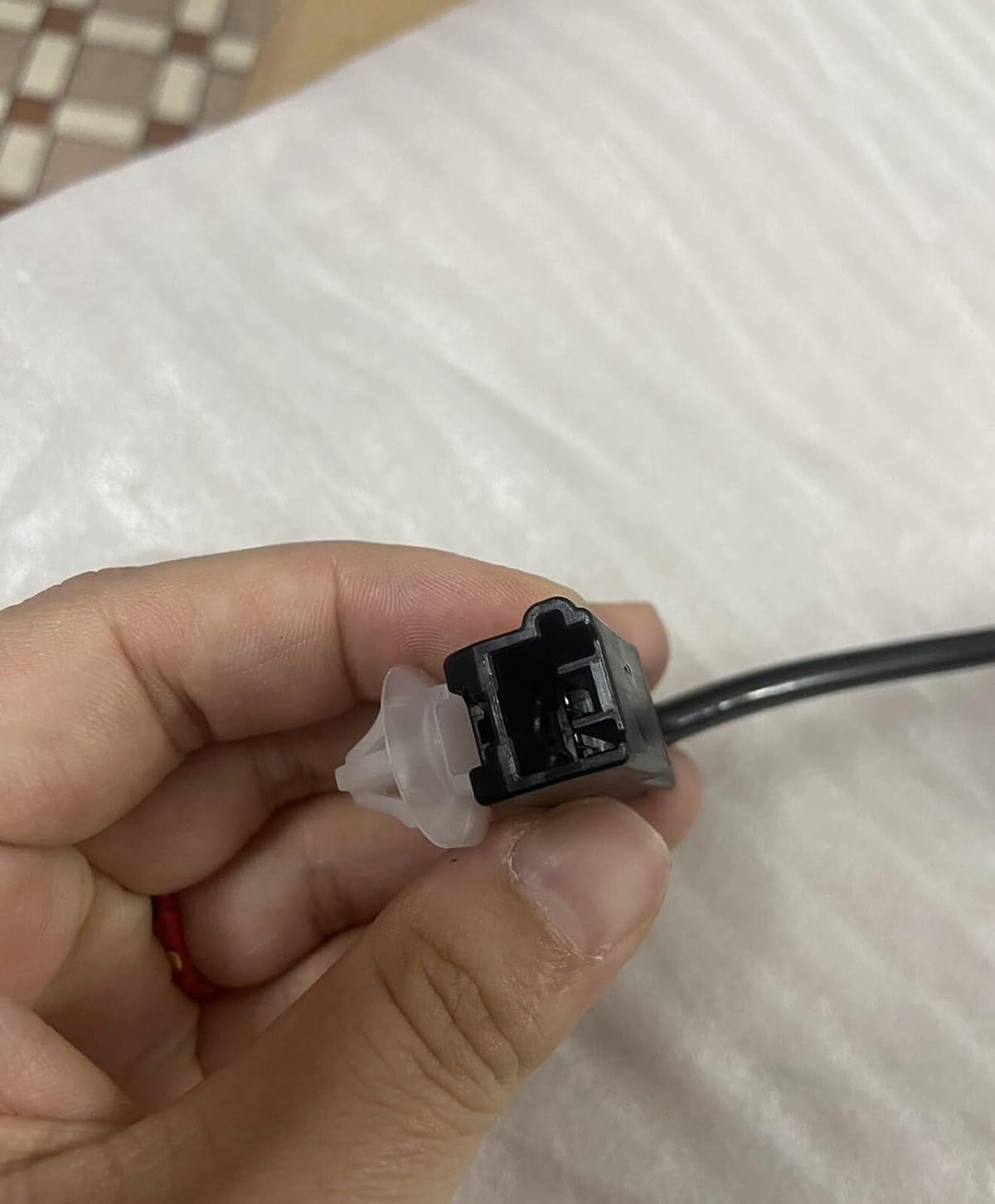 ya 4 8.8 for Toyota for Camry for Avalon Trunk Release Switch Button 84945-06020