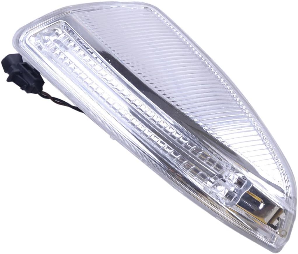 ya 14 9.20 zhengce Left and right mirror turn signal indicator for Mercedes W204 C250-1