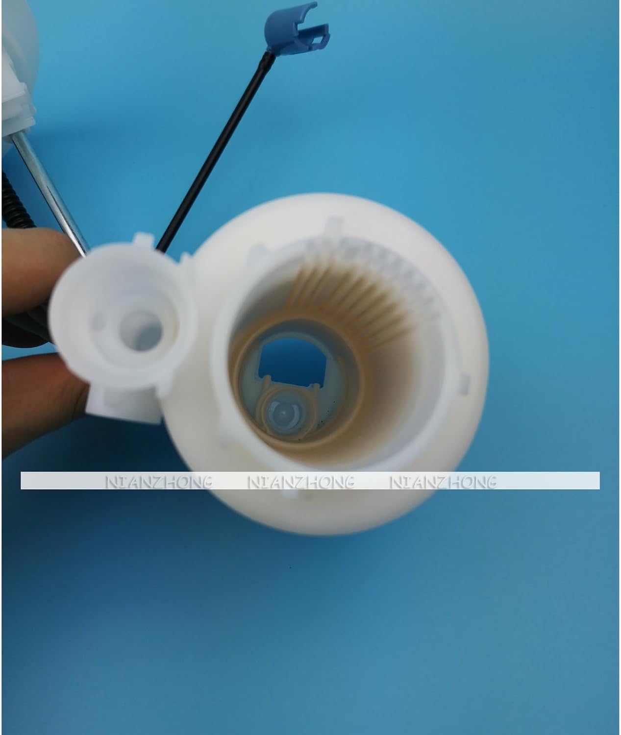 ya 4 8.24 baidi Quality Fuel Filter 15100-71L02 Fits for Suzuki Swift FZ 12-17 1.3L 1.5L 1.6L