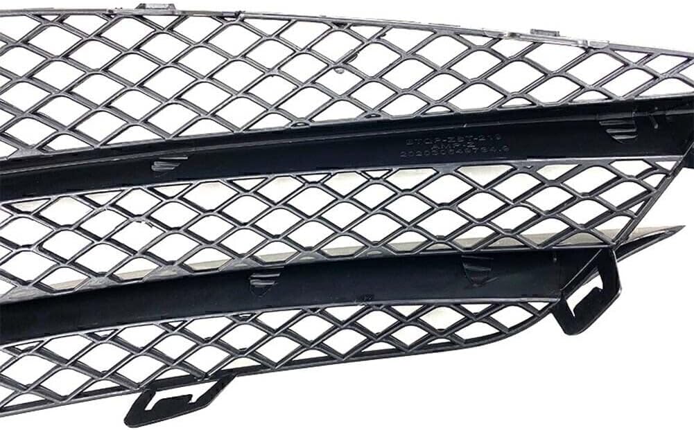 ya 2 8.15 Front Bumper Fog Lamp Grille Fit for Mercedes-Benz C Class W205 C180 C200 C260 15-18