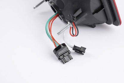 ya 10 9.16 zhengce Rear bumper red LED taillight brake light turn signal light suitable for 05