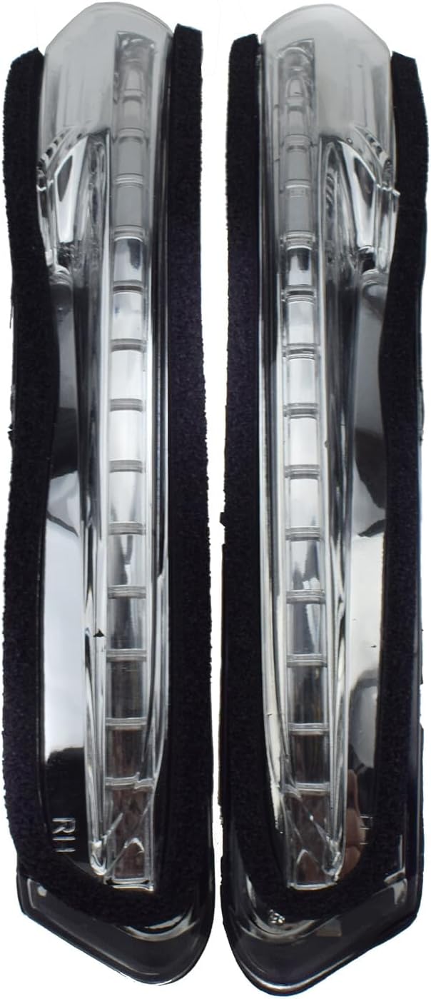 ya 9 10.24 A pair of indicator flashing rearview mirror turn signal lights suitable fo