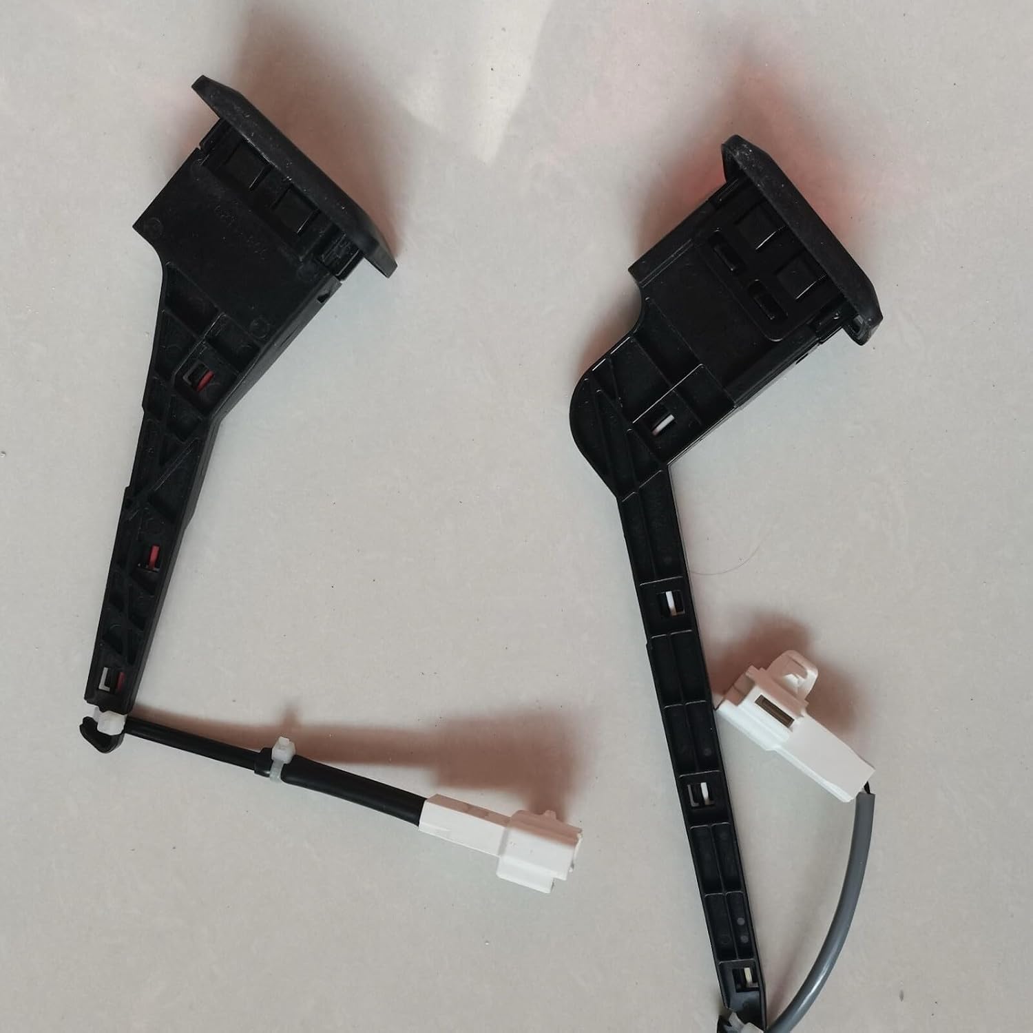 ya 4 8.8 for Toyota OE 84966-42020 Automatic Tailgate Switch for RAV4