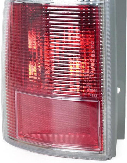 ya 2 8.15 Right For 2005 2006 2007 2008-2011 for Nissan Urvan E25 Rear Tail and Brake Lights