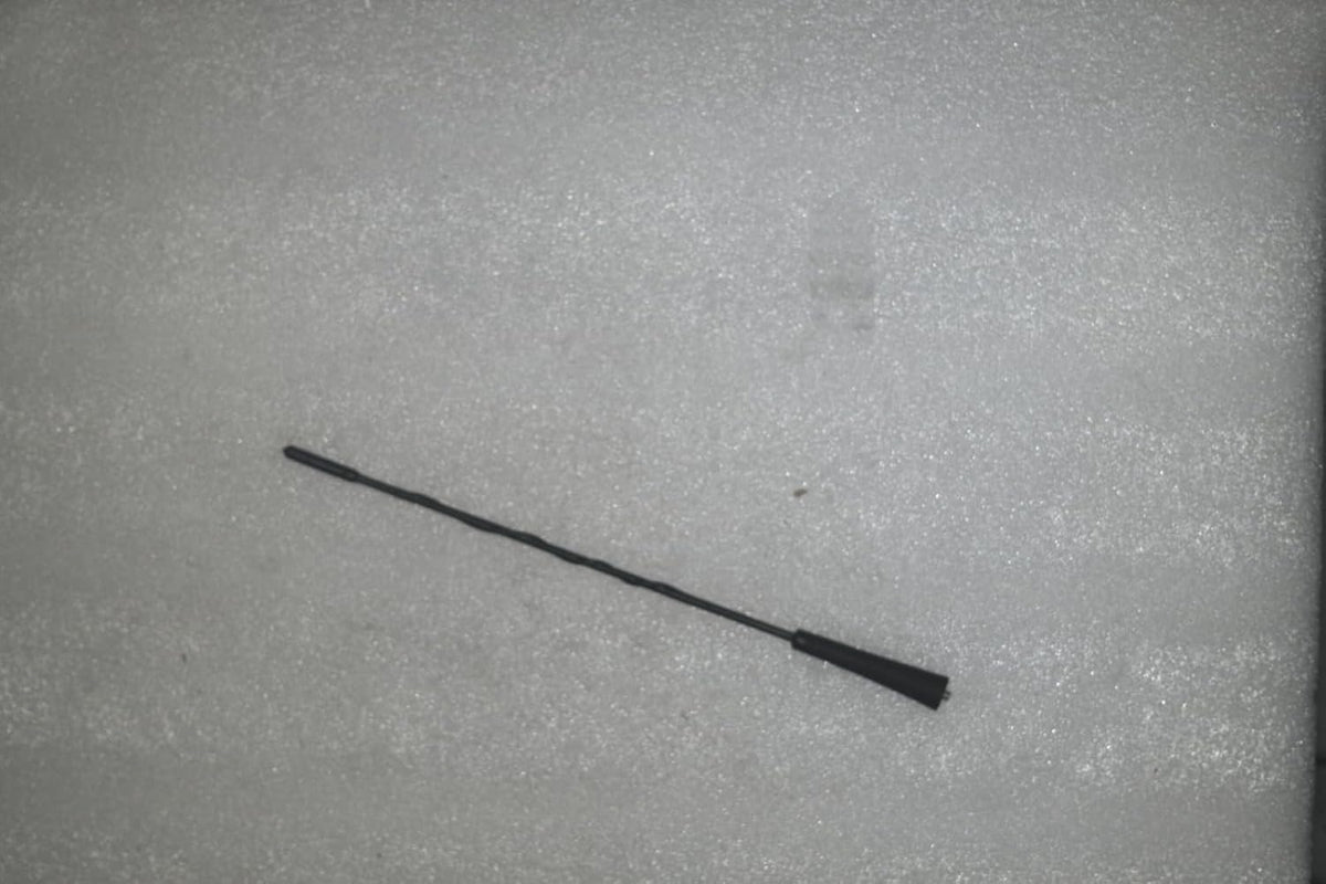 ya 14 9.20 zhengce Antenna Roof Black for Nissan 28220-3VU0A 282203VU0A-1