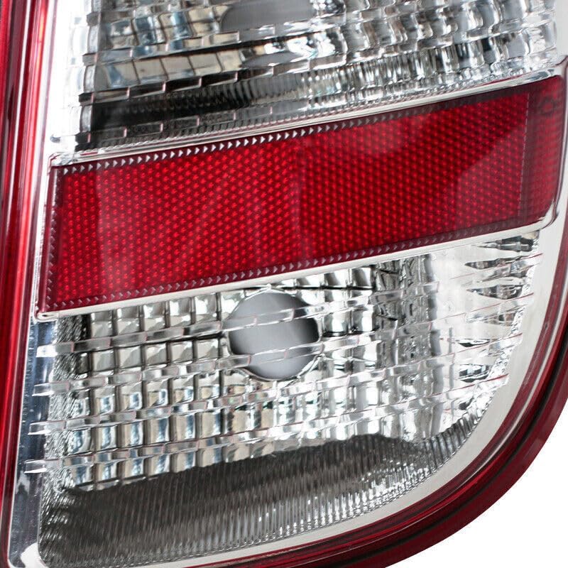 ya 2 8.15 Suitable for Nissan 's tail light and brake light housing from 2010 to March 2017, without bulb on the right side