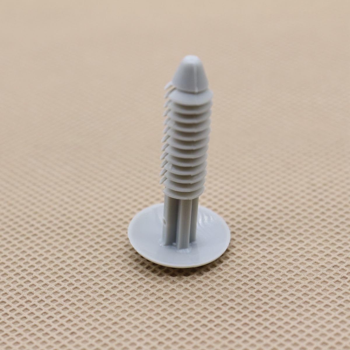 ya 5 8.10 New 30Pcs Wheel Opening Moulding Clips Gray for Ford W705955-S300