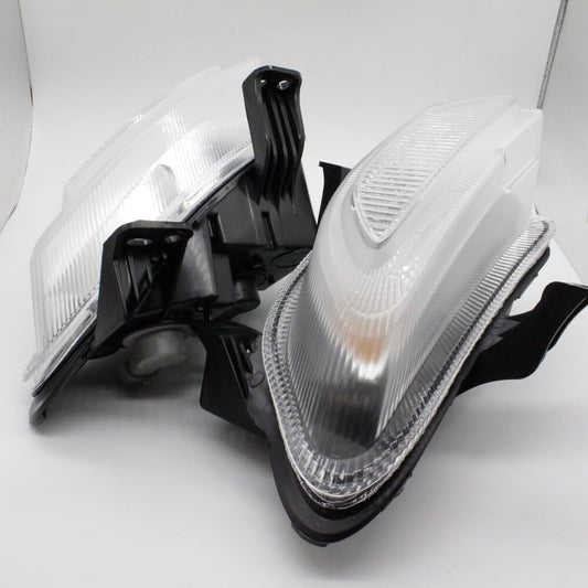 ya 4 8.14 68256431AA Front left and right park turn signal lights for Jeep Renegade