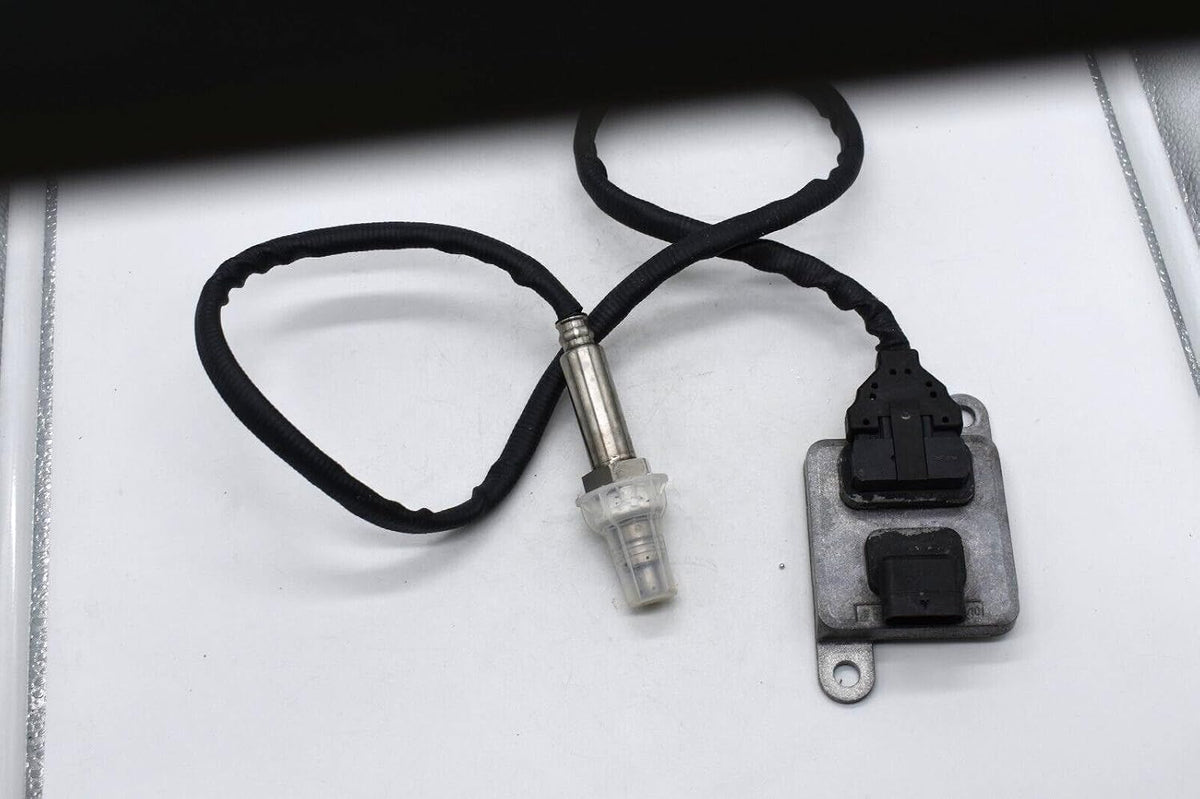ya 9 10.24 for 2015-2017 for Mercedes-Benz Oxygen Sensor NOX Sensor A0009052909