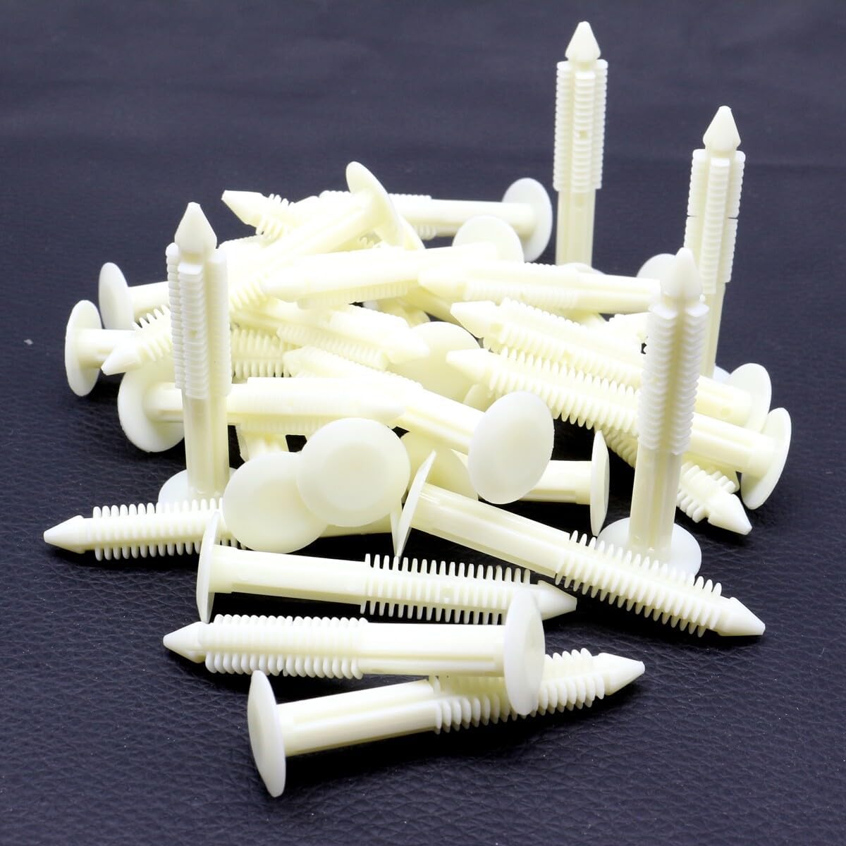 ya 5 8.10 30Pcs For GM 22527720 Hood Seal Retainers Rivet Retainer Clip
