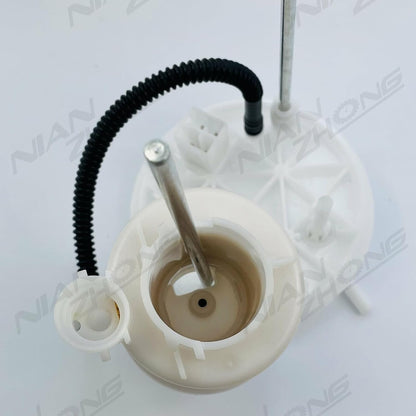 ya 4 8.14 High Quality Fuel Filter for Suzuki Grand Vitara 1.6 L 2.0L 15100-65J02
