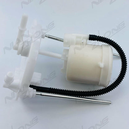 ya 4 8.14 High Quality Fuel Filter for Suzuki Grand Vitara 1.6 L 2.0L 15100-65J02
