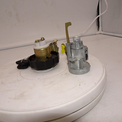 ya 5 8.10 JMC Door Lock core 610501030-F 610501030
