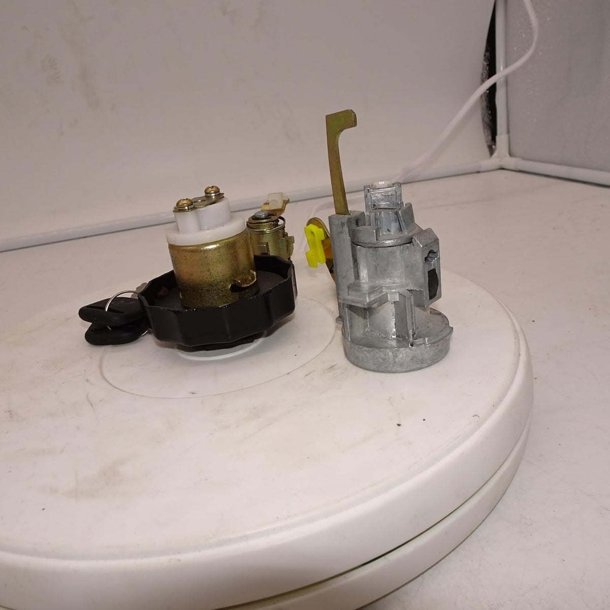 ya 11 9.14 zhengce JMC Door Lock core 610501030-F 610501030