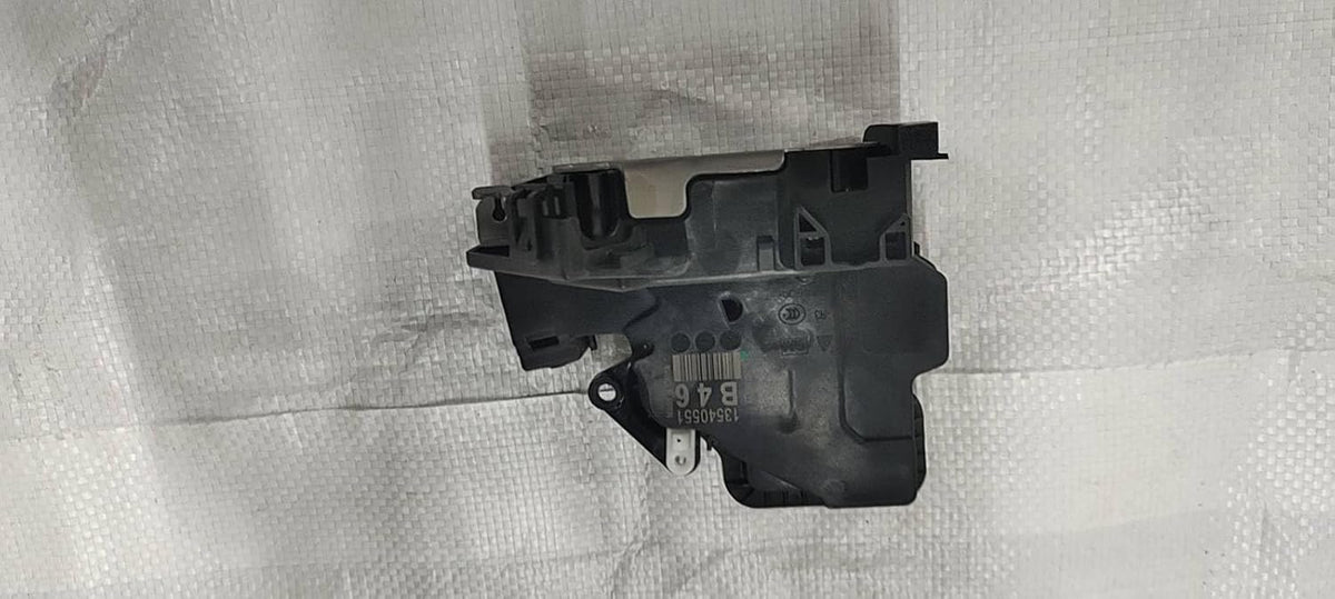 ya 11 9.14 baidiDoor Latch Lock Actuator for Chevrolet 13540551