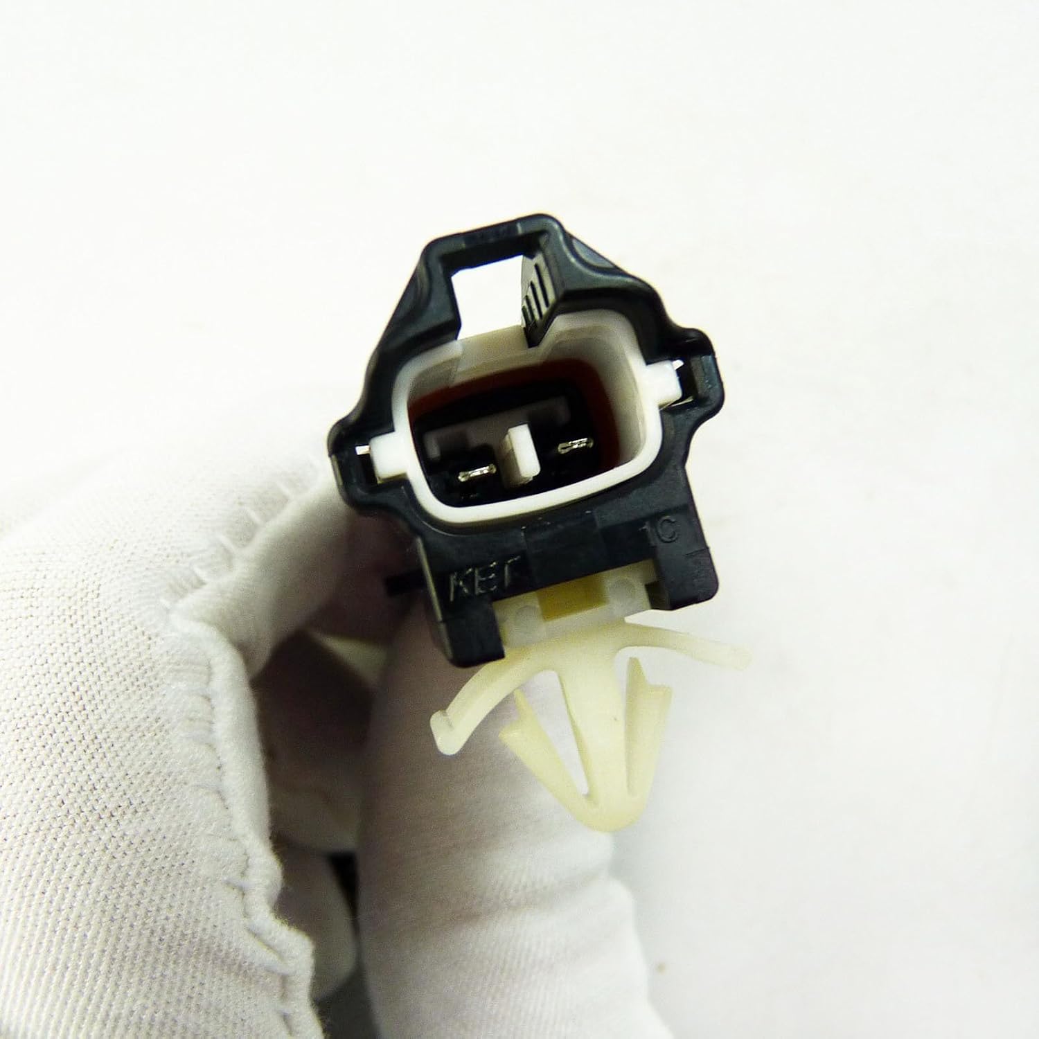 ya 4 8.8 ABS Speed Sensor Front Right Suitable for 2011-2014 for Hyundai Sonata 59830-33300 