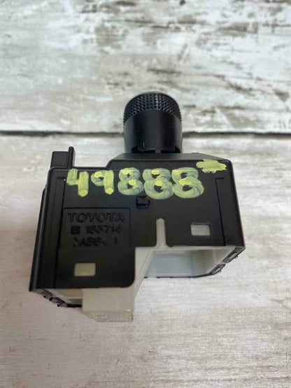 ya 4 8.8 Mirror Control Switch for Toyota for Avalon, for Camry, Highlander, TacomaOE 848720E020