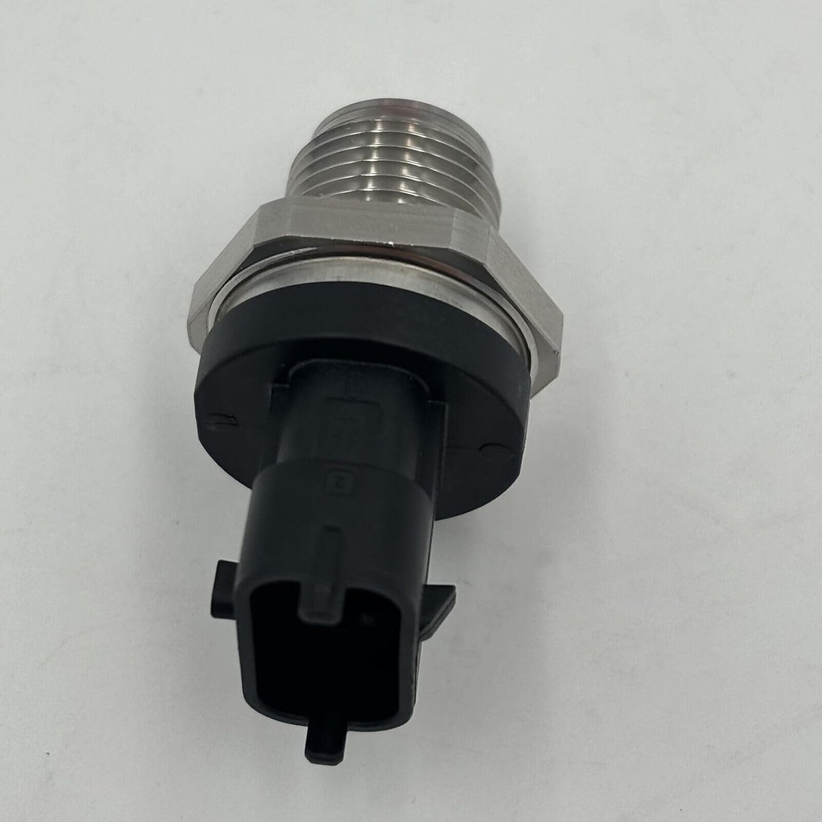 ya 4 8.8.2 6.7L Fuel Rail Pressure Sensor for Dodge 2007.5-2012 5297640
