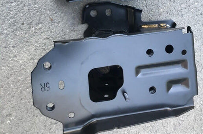ya 5 8.10 Front Side Member Bracket Sub-Assembly Right Hand 57013-12070 for Toyota for Corolla