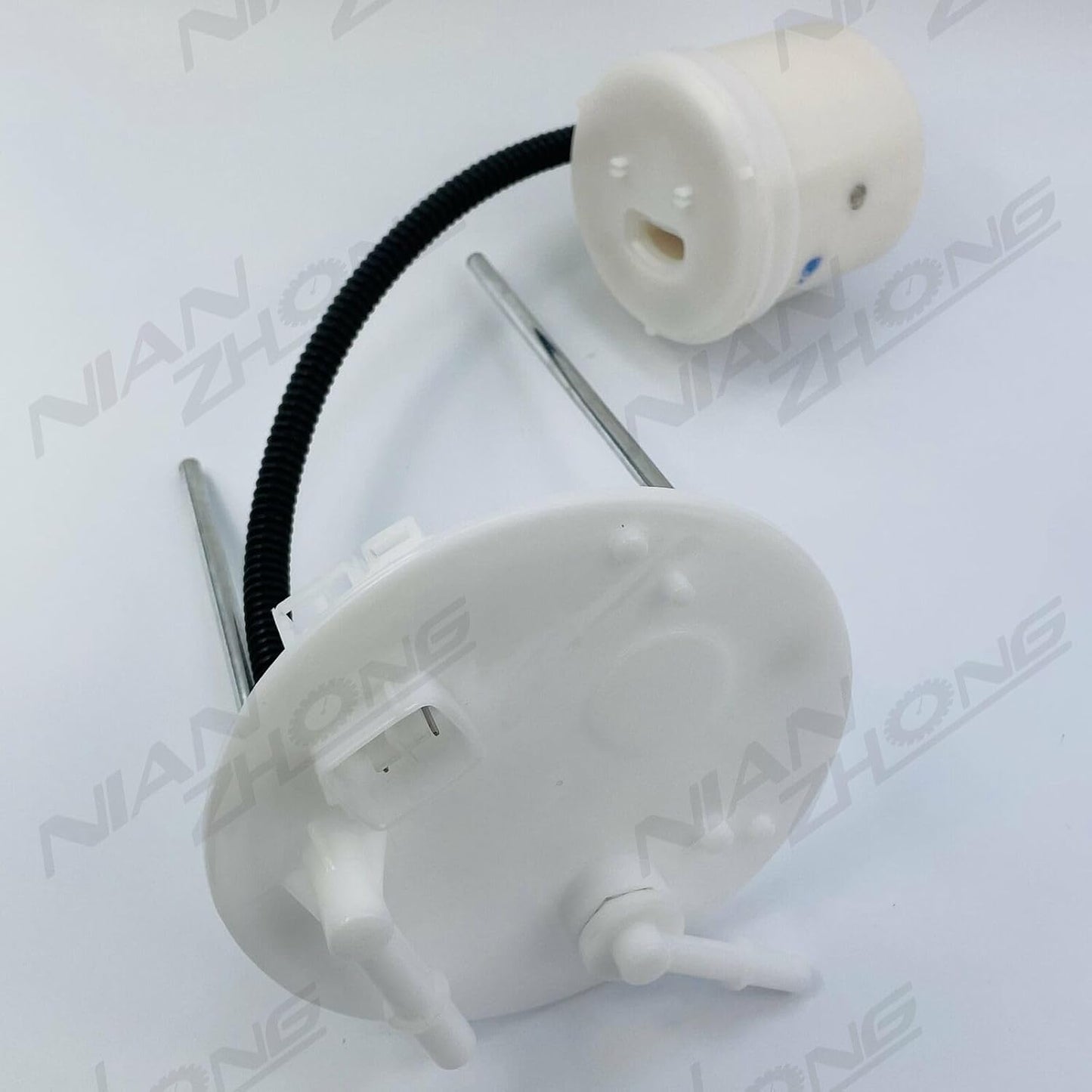 ya 4 8.14 High Quality Fuel Filter for Suzuki Grand Vitara 1.6 L 2.0L 15100-65J02