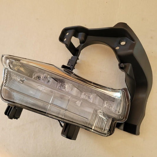 ya 4 8.10 LED Fog Light for Toyota Highlander 2014-2016