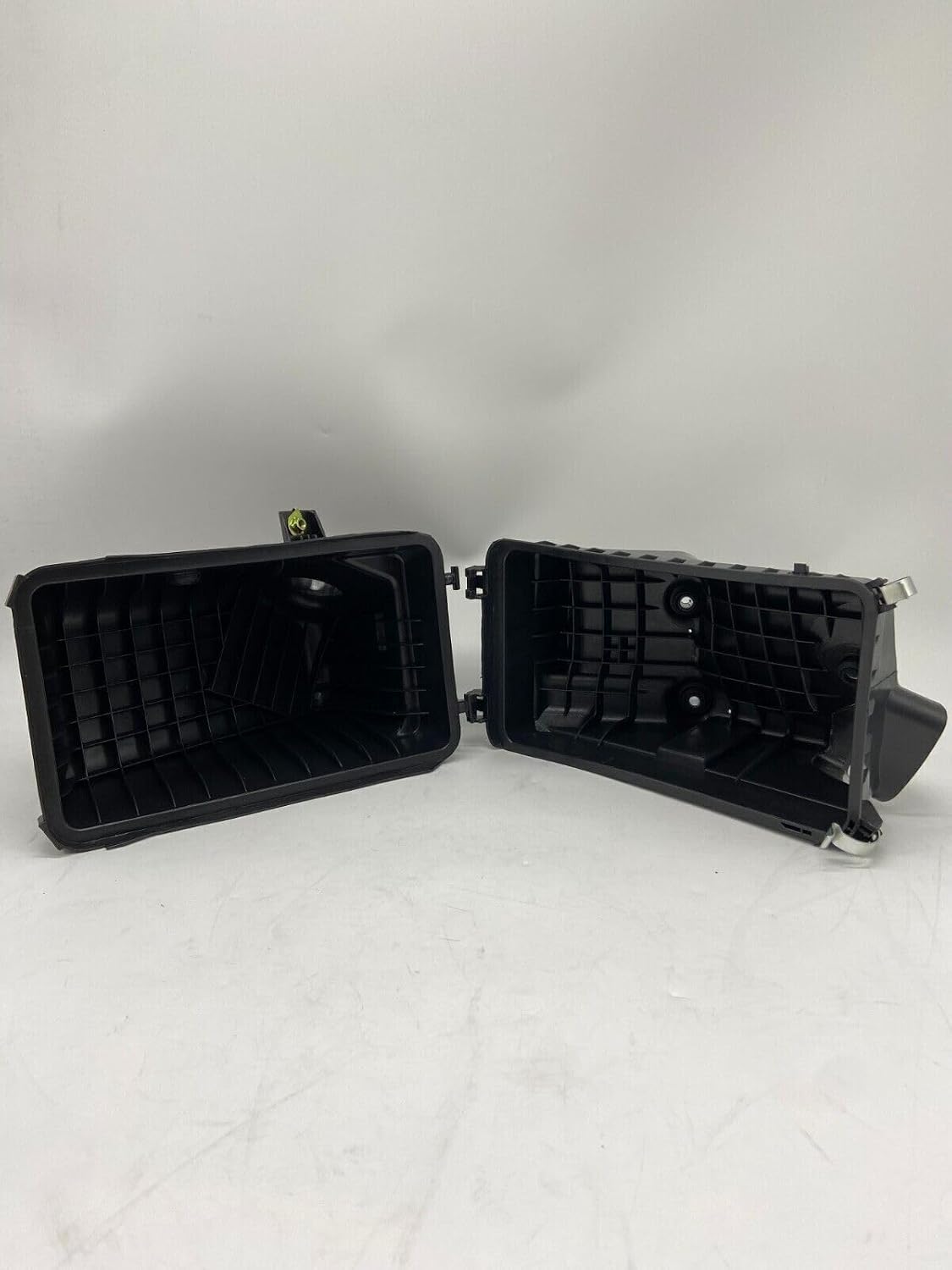 ya 11 9.14 zhengce Air Filter Cleaner Filter Box Housing 1770003131 for Toyota for Camry 1997-
