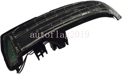 ya 4 8.14 Suitable for Mercedes-Benz W221 W218 W176 W246 W212 W204 right side LED mirror turn signal light 