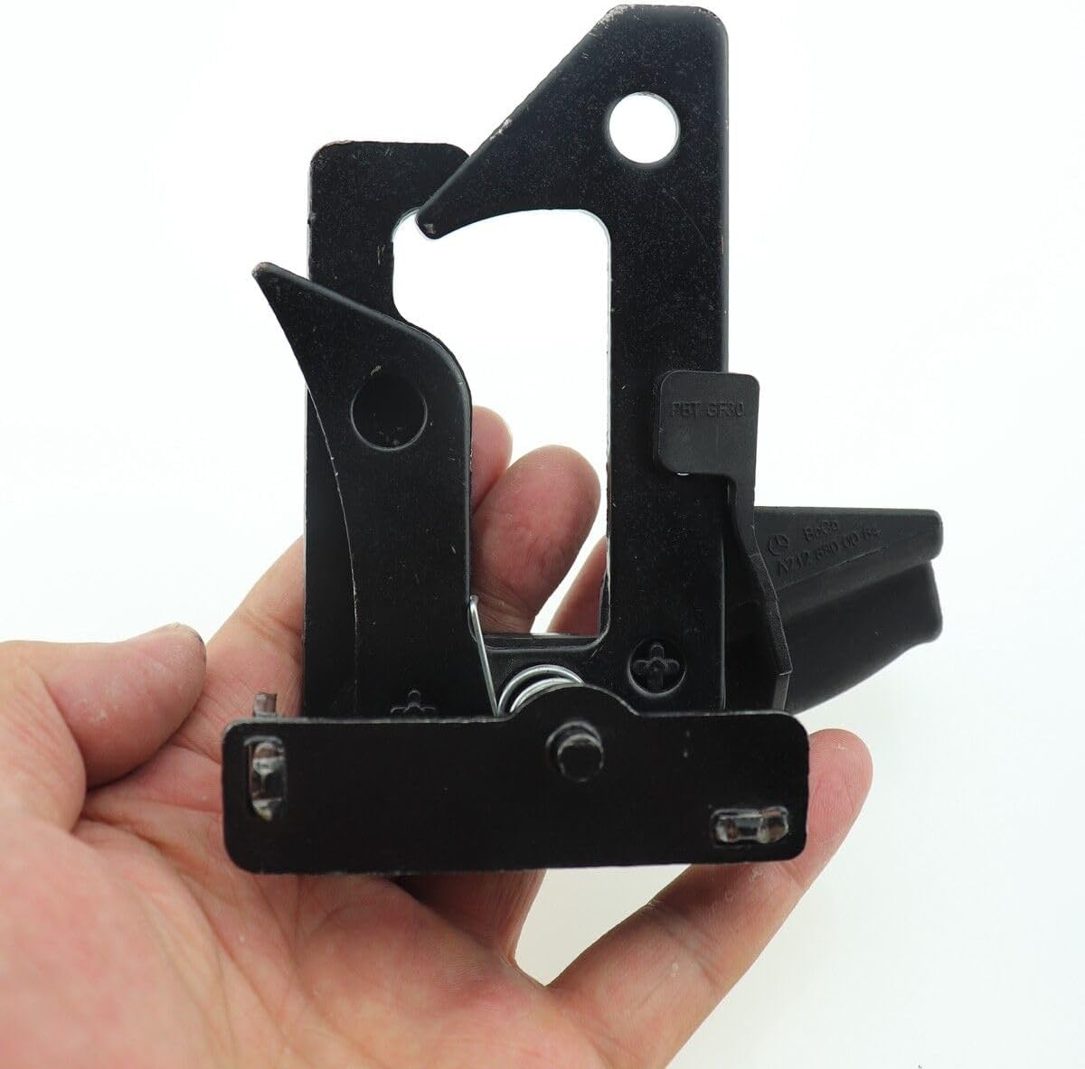 ya 2 8.15 Suitable for Mercedes-Benz E350 2010-2014 Range Hood Safety Hook Lock 2128800064 