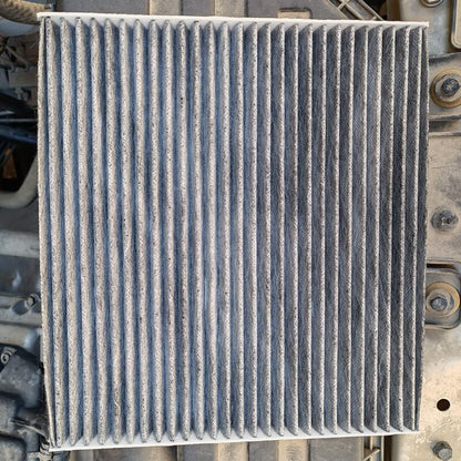 ya 11 9.14 zhengce Cabin air conditioning air filter suitable for Chrysler 200 2015-2017 for J