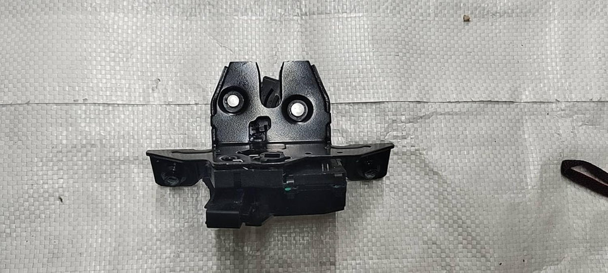 ya 11 9.14 baidiRear Door Latch Lock Actuator for Chevrolet 13548757