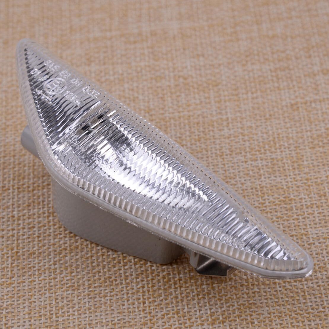 ya 4 8.14 Left fender side mark turn signal light 63137171007 suitable for BMW X3 X5 E70 E71